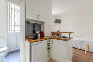 Appartement a vendre 1 pieces PARIS 18EME ARRONDISSEMENT 75 4 large